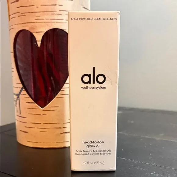 ALO Yoga Glow Oil - White