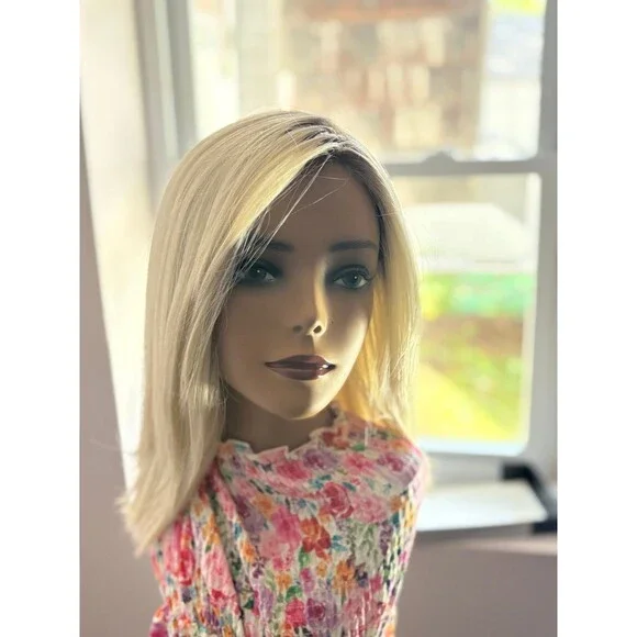 Belle tress “Calabasas” wig in color Alpine cream New