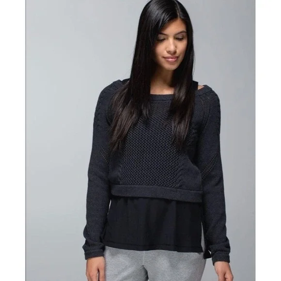 Lululemon Be Present Cropped Sweater Dark Charcoal Grey Pointelle Knit Size 8‎