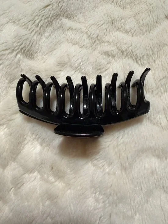 scünci No-Slip Grip jumbo claw clip