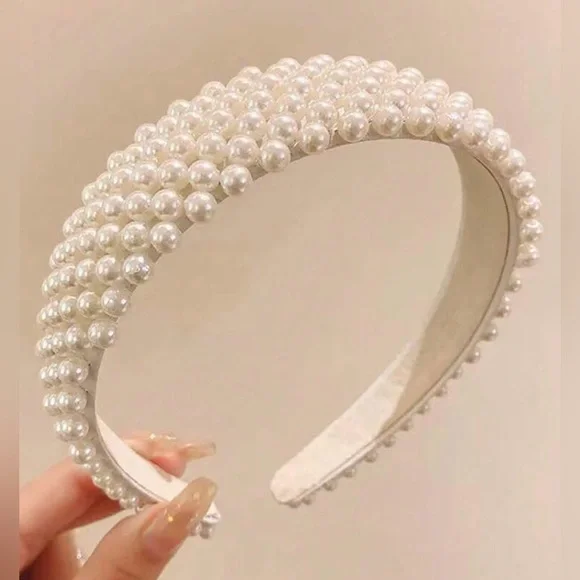 NEW! Elegant Ivory Pearl Beaded Headband