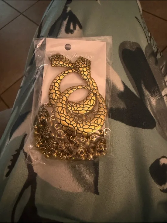 Fashion Jewelry Gold Snake Pattern Statement Earrings