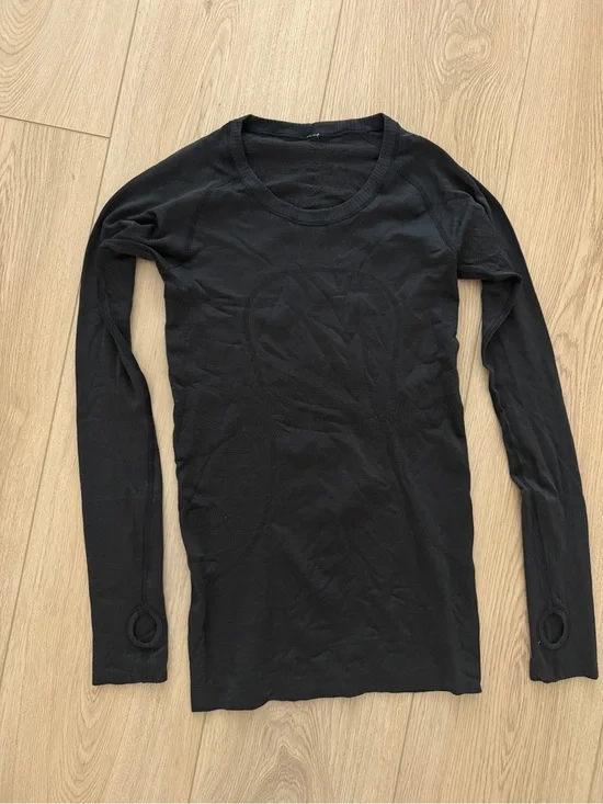 Black Long Sleeve Lululemon Top