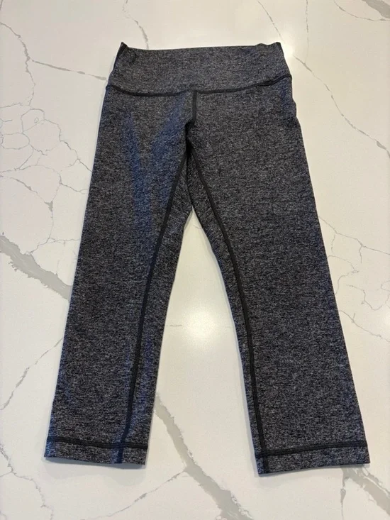 Lululemon Wunder Under Crop High Rise 21” ~ 8 ~ Heathered Black