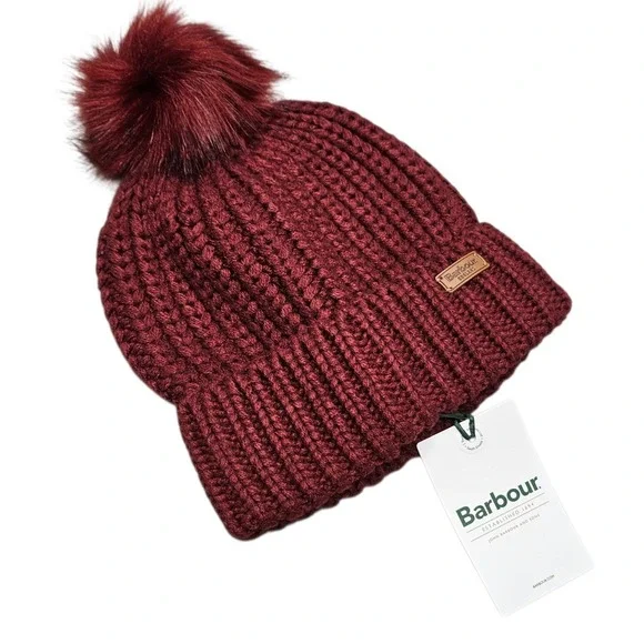 Barbour NWT Saltburn Beanie Hat Womens OS‎ Red Ribbed Knit Faux Fur Pom Winter