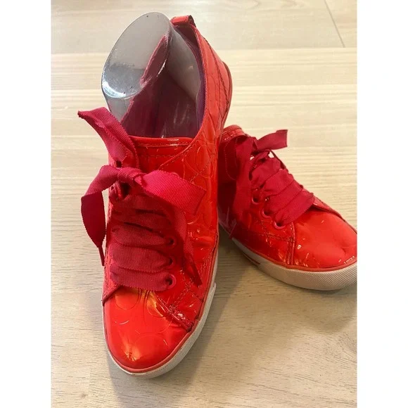 Coach Suzzy AUTHENTIC‎ Signature C Embossed Patent Leather Coral/Red Women's 8.5
