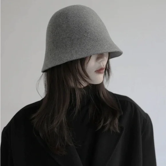 Zara Gray Felt Bell Cloche Hat