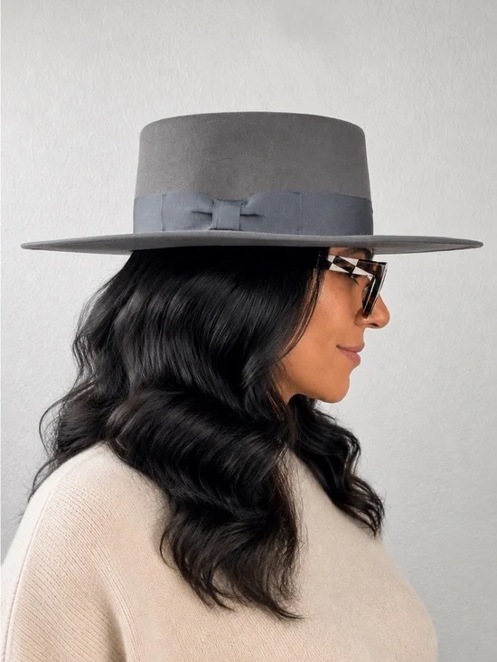 Olive & Pique NWT Grey Bow Adjustable Wide Brim Wool Hat