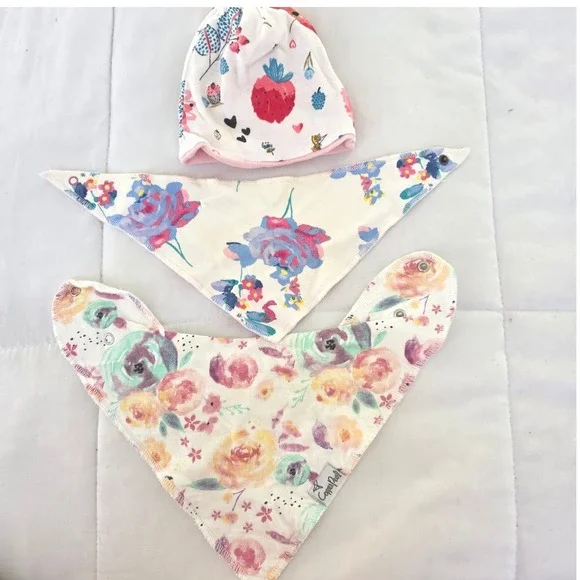 Copper‎ Pearl Baby Hat and Bib Set Floral Strawberry Print Cotton Blend