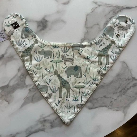 Tea reversible baby bib