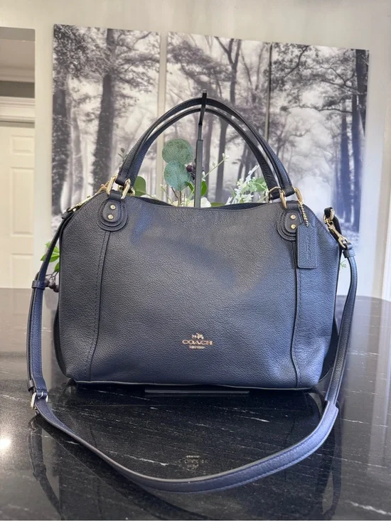 💙Coach Edie 31 Pebbled Leather Shoulder Bag Navy Blue Gold Hardware Crossbody