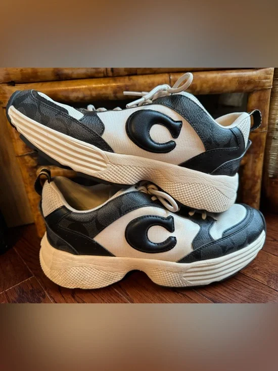 Coach C275 Tech Runner Sneakers in Signature Canvas Excellent Condition Women 8