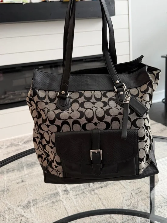 Coach Black Gray Charlie Signature Canvas Tote F31945