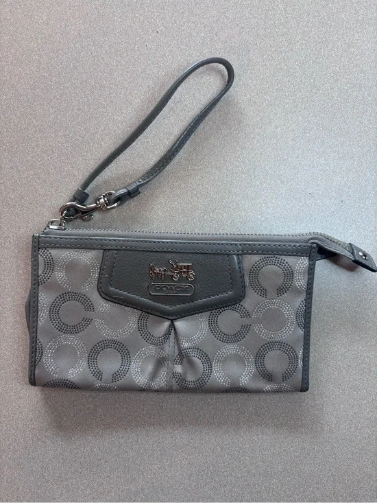 Coach Madison Gray Signature Wristlet Wallet