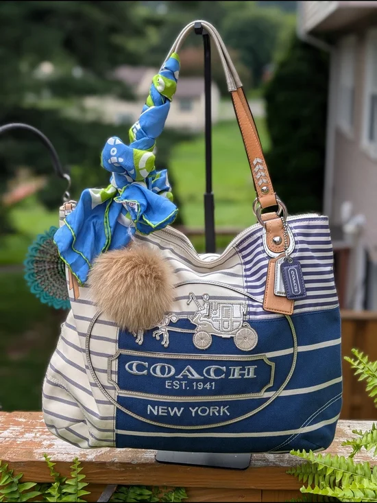 Coach New York Hamptons Weekend Patchwork Tote Bag (M1126-19618)