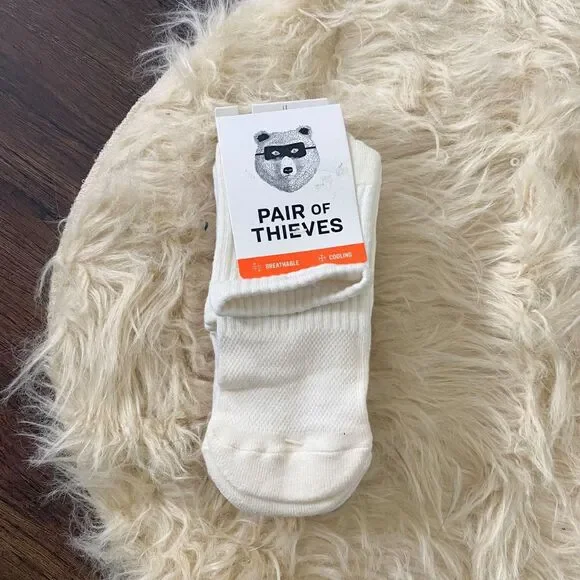 New Pair of Thieves White Cushion Ankle Socks Shoe Size US 6 - 12 MENS / 8-12