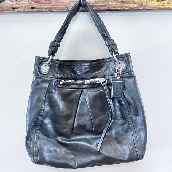 Coach Black Leather Pleated Hobo Shoulder Bag With Silver Hardware & Inner Zip P