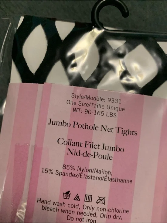 Leg Avenue Black Jumbo Pothole Net Tights