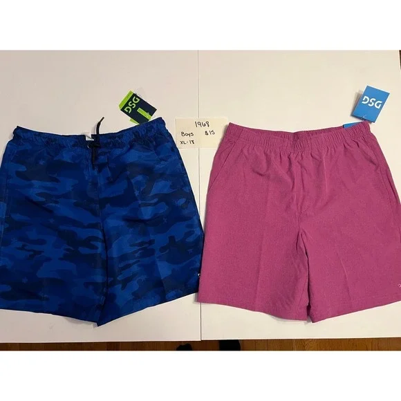 Boys size 18 shorts‎ (1968)