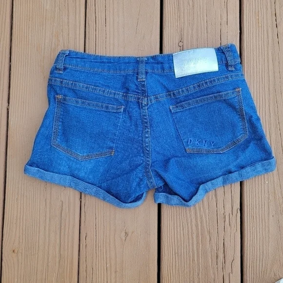 3/$15 DKNY Distressed Medium Wash Denim Jean Sho…