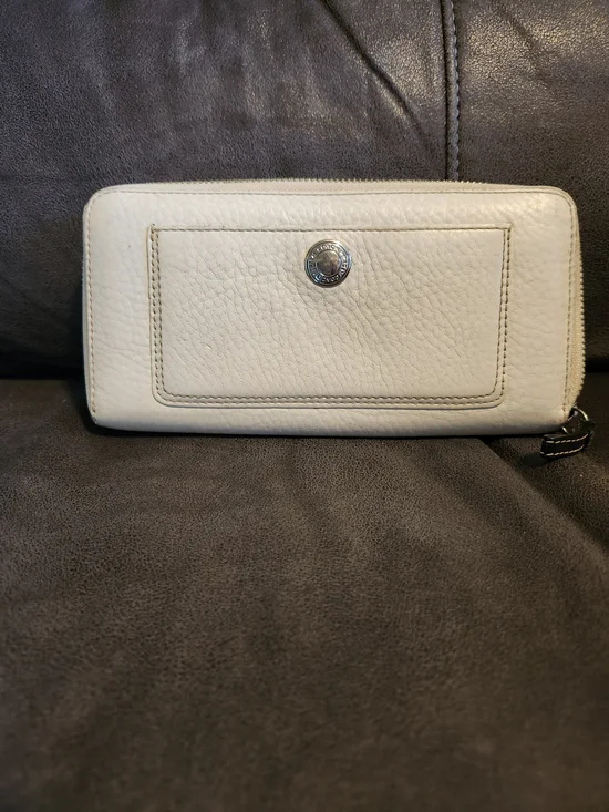 Coach Chelsea Pebbled Leather Accordion Zip-Around Wallet in Cream