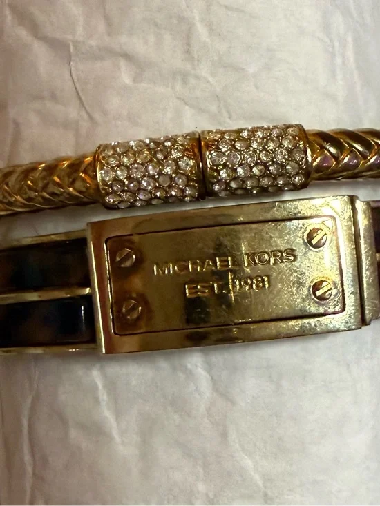 Michael Kors Gold-Tone Pavé Crystal Bangle Bracelet