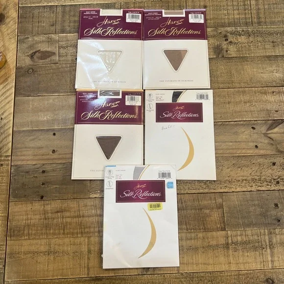 HANES Silk Reflections Pack Of 5 Vintage NOS Size AB  Pantyhose