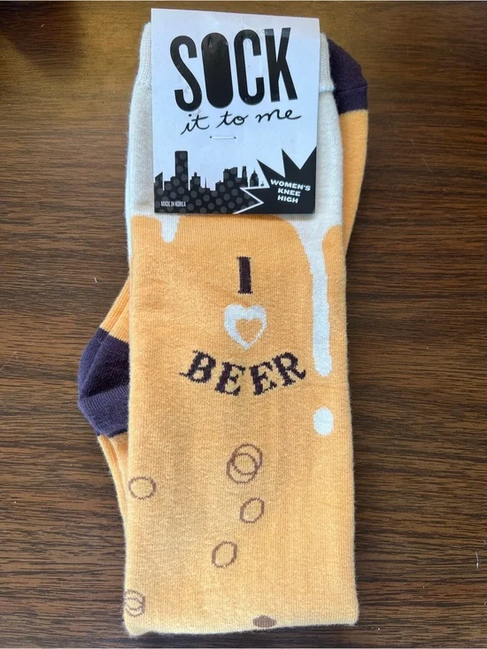 NWT- Women’s “I ❤️ beer” Knee-high Socks - One Size