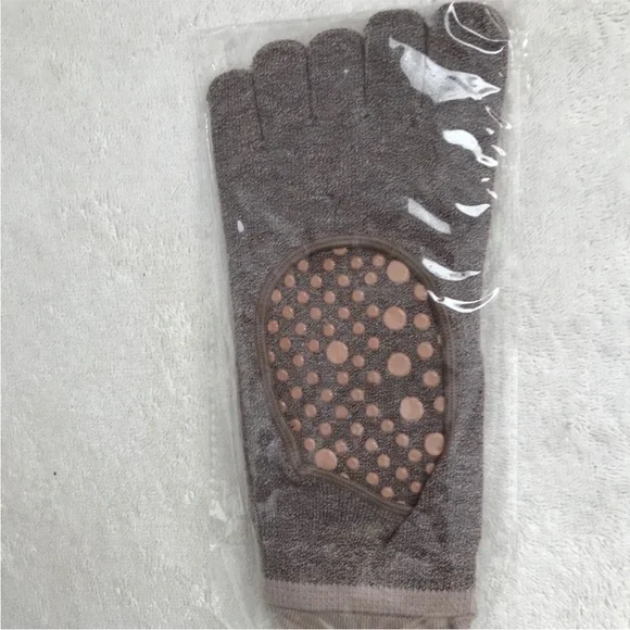 WOMENS PILATES SOCKS PINK WITH GRIP BOTTOM TEN TOES 6-8