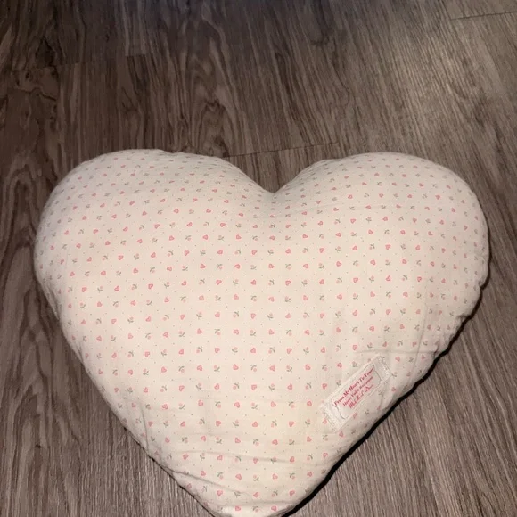 Heart-Shaped Pink Dot Throw Pillow