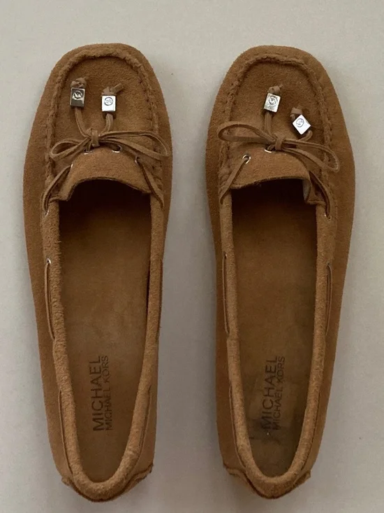 Michael Kors Camel Suede Loafer/Bow Detail/AD12B/Size 8M/EUC/WORN ONCE!