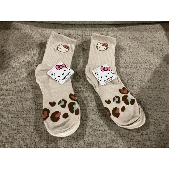 Hello Kitty Sanrio Mid-Crew Socks 2 Pair Pk Tan White Leopard Print Womens 4-10