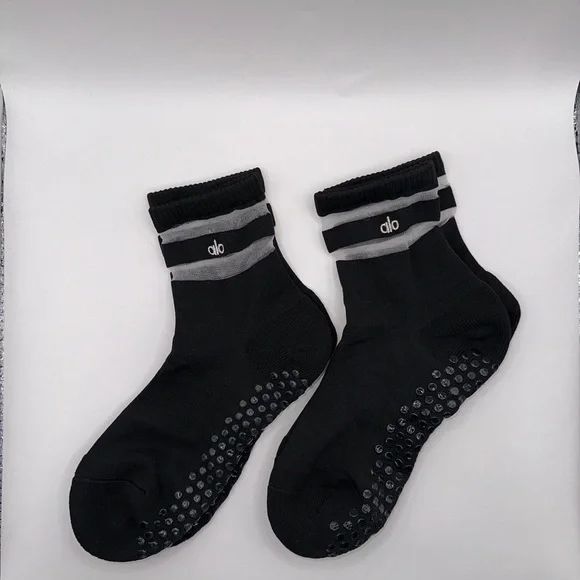 3 Pairs ALO Yoga Black and Gray Grip Athletic Socks Various Size