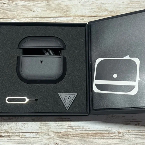 dbrand Grip Case‎ for Apple AirPods 3 Black Topograph Protective Skin