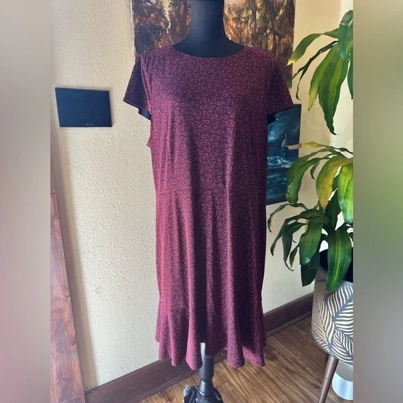 EUC Micheal KORSE RED DAMASK MIDI DRESS W SHORT SLEEVE ZIP BACK SZ 2X