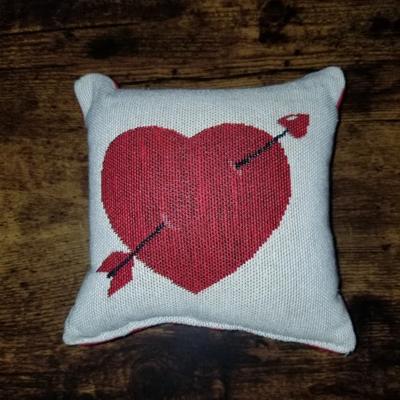Small Heart and Arrow Decorative Red And Cream Pillow