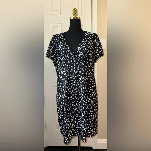 Michael Kors Black Floral V-Neck Dress XL Blue White Gold Detail Short Sleeve