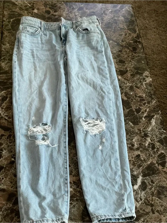 Forever 21 Light Blue Distressed Kids Jeans