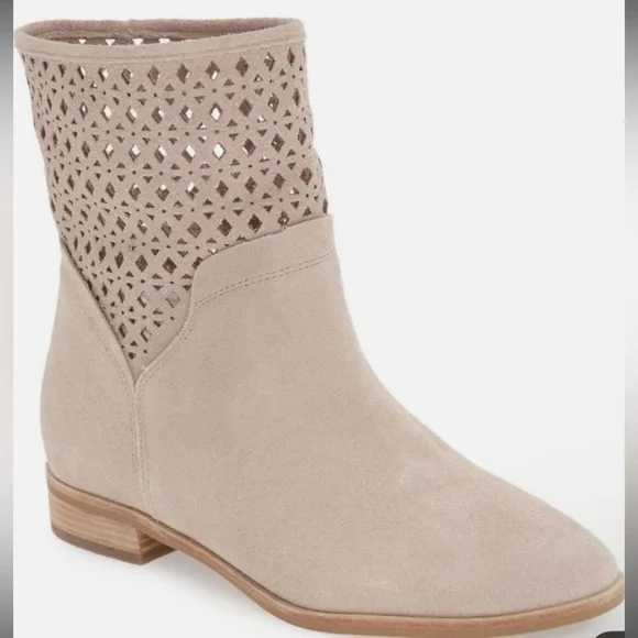 Michael Kors Sunny Suede Perforated Boots Size 11