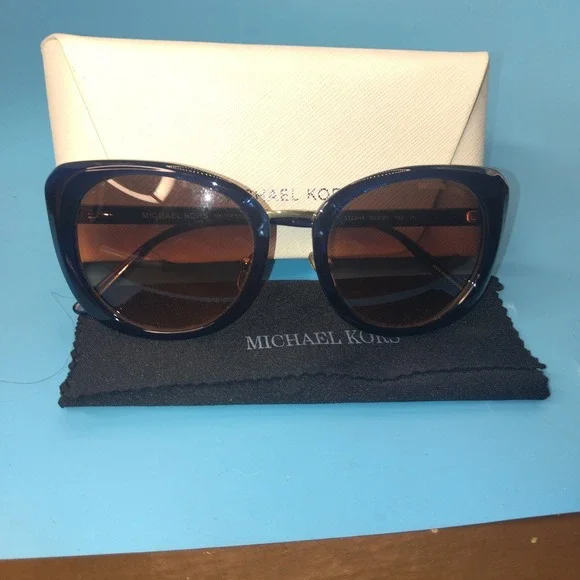 Michael Kors Lisbon MK 2062 Navy Blue Cat Eye Sunglasses 3322H4 52-20-140