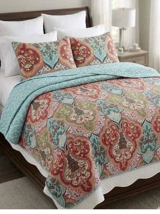 Reversible Paisley Quilt Set with 2 shams King- Home Bedding