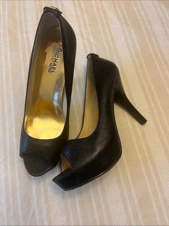 Michael Kors Black Leather Peep-Toe Stiletto Heels size 8.5