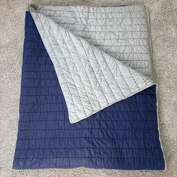 Pottery Barn Kids Quilted Comforter  Navy Blue Gray Twin Reversible Read