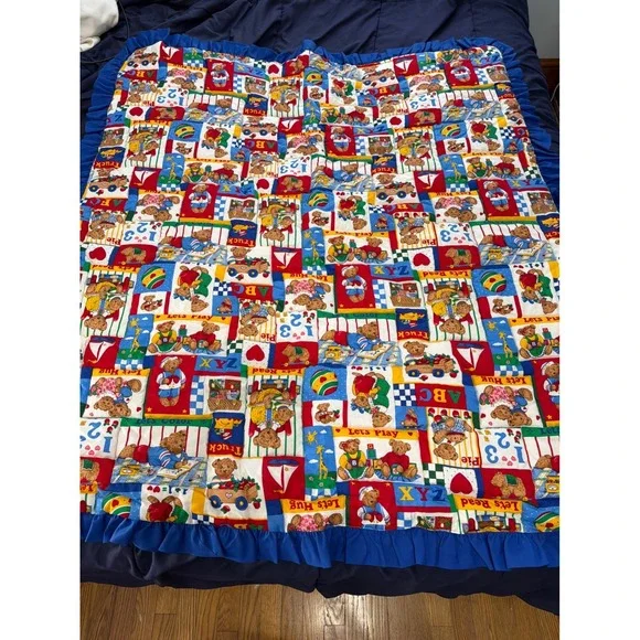 Handmade Cranston VIP Baby Quilt Teddy Bear ABC 123 Ruffled Trim‎ 45x50