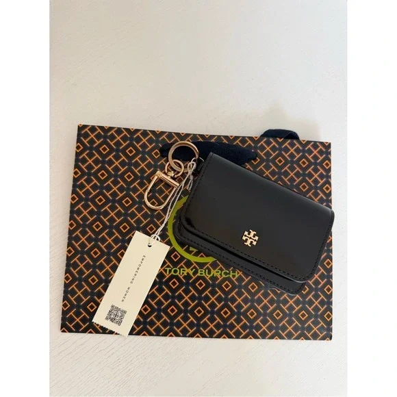 Tory Burch Emerson Smooth Flap Card Case Wallet 176972 Sleek Black Zip Key Hook
