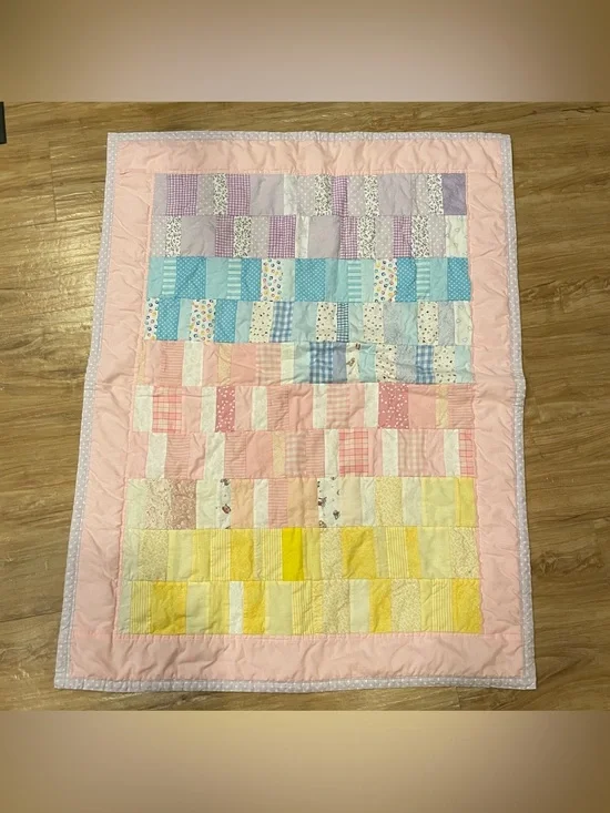Vintage Baby Quilt • 33 X 43 inch • Pastels 1990s • OOAK Handmade