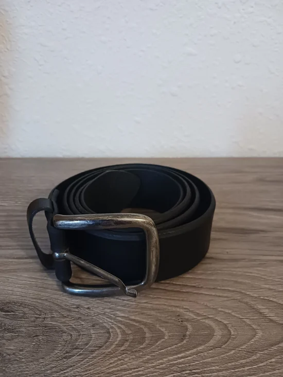 L.L. Bean Men's 1912 Black Jean Belt Full Grain Leather England 42