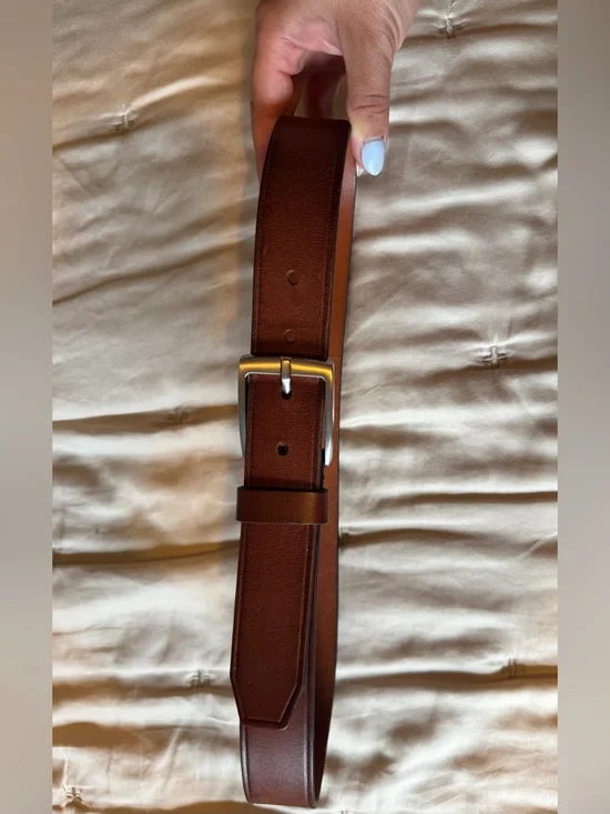 Banana Republic Factory Men's Brown Leather Belt - Size 30 (EUC)