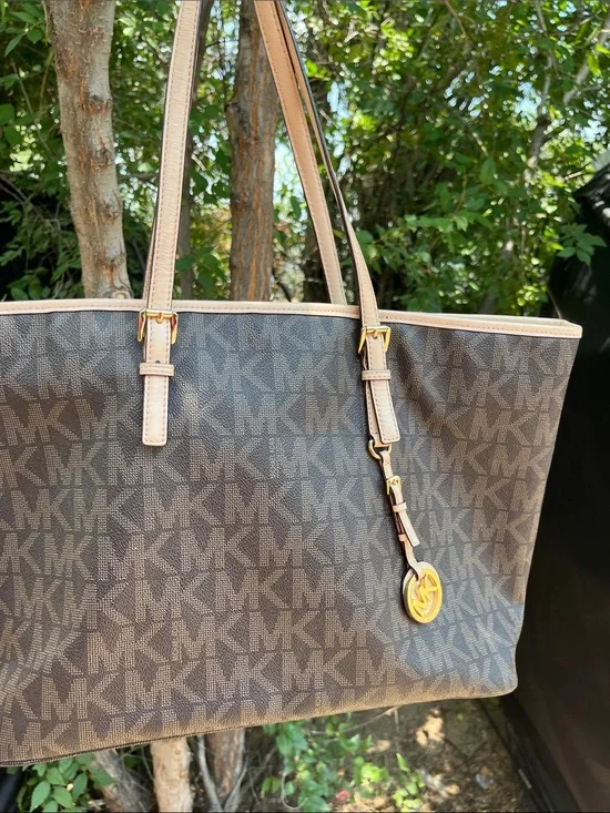 Jet set, travel Michael Kors Brown and Beige MK Logo Tote with Gold Charm