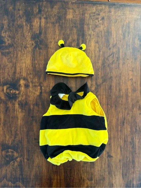 Yellow & Black Baby Bee Costume Set - Hat + Romper